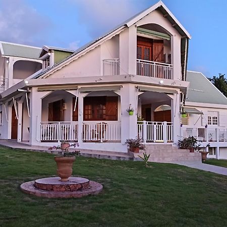 L'Aseta Paradise Grand-Bourg  Екстер'єр фото