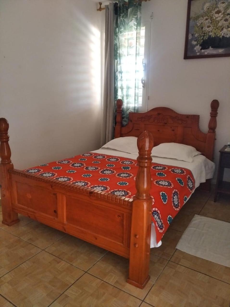 L'Aseta Paradise Grand-Bourg  Екстер'єр фото
