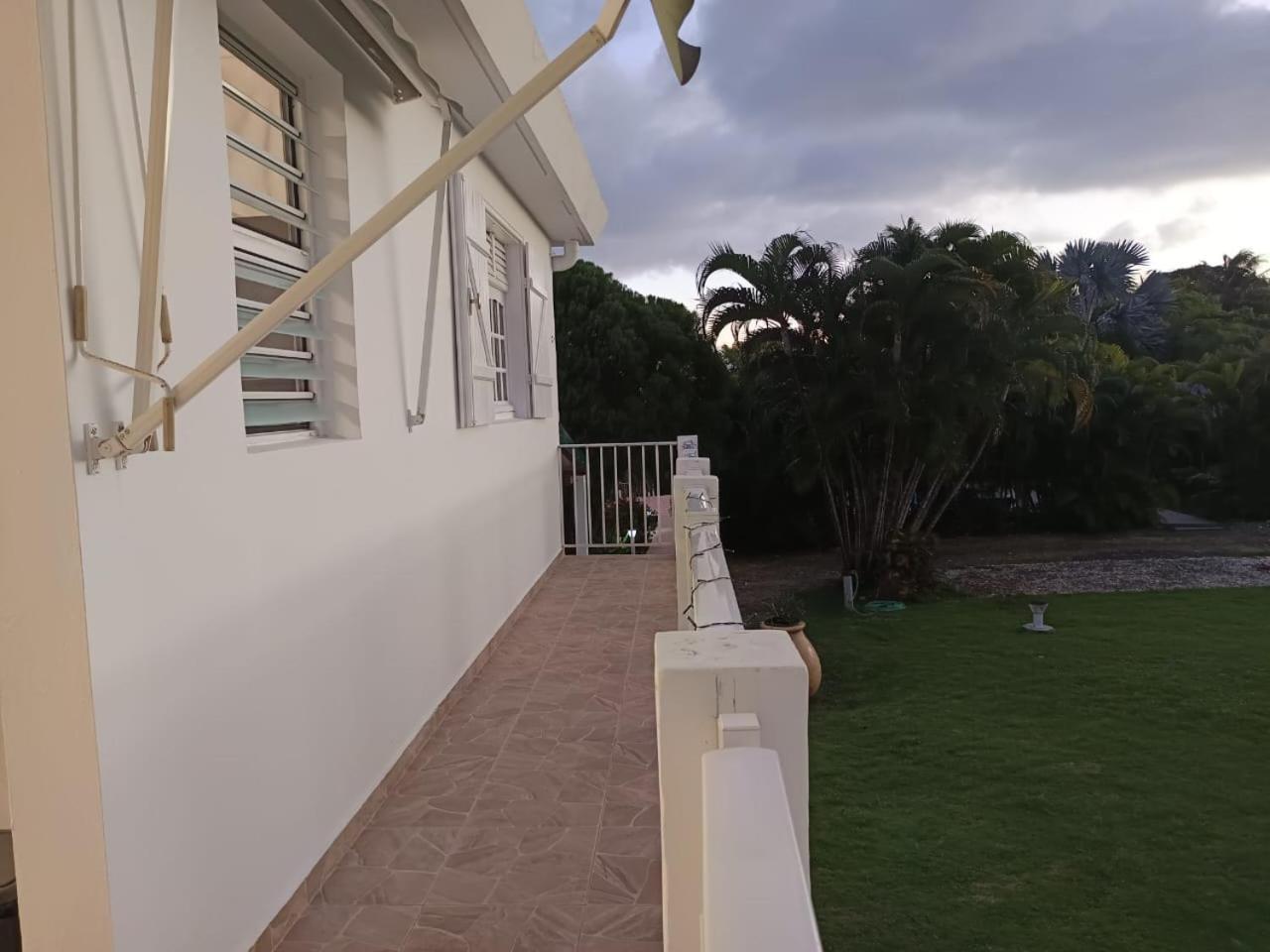 L'Aseta Paradise Grand-Bourg  Екстер'єр фото